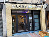 Aloha Poke outside