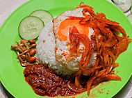 Nasi Lemak Ikan Bakar Atan food