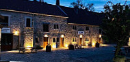 La Table Du Moulin De Ferrieres outside