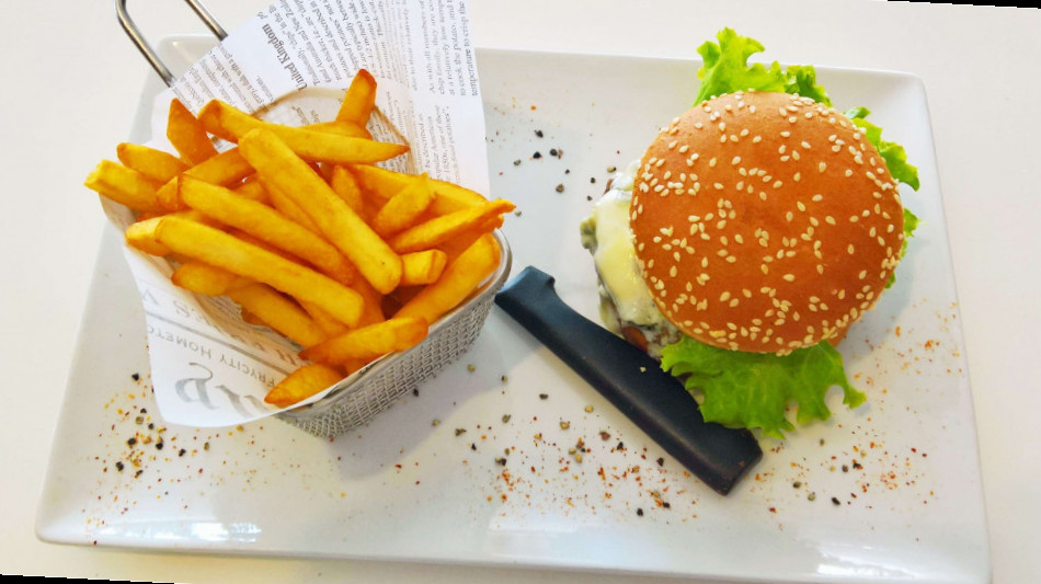 restaurant image
