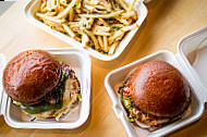 Hopdoddy Burger food