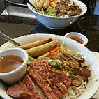 Pho Huong Viet Ltd food