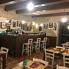 Osteria Pasqualon inside