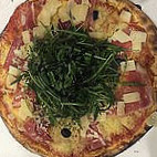 Le Marche Aux Pizzas food