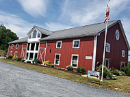 Eight Oaks Farm Distillery outside