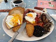 Blyton Ice Cream Parlour food