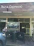 Bun & Expresso outside