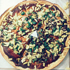 Cedar's Pizza food