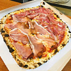 Pizzeria Turia food