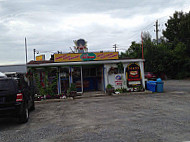 Tony's Chip Wagon outside