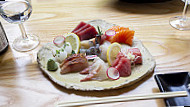 Le Bar a Sushi Izumi food