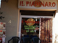 Il Piadinaro inside