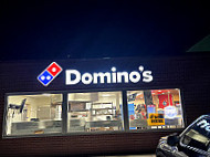 Domino's Pizza outside