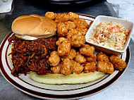 B G's Highlander Tavern food