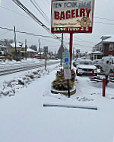 New York Bagelry outside