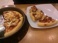 Pizza Hut Afi Palace Cotroceni food