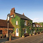 Bricklayers Arms outside