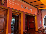 El Zorrito inside