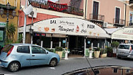 Pizzeria Al Gambero outside