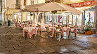 Trattoria Vineria Da Ale inside