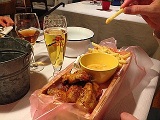 restaurant image