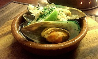 restaurant image