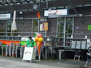 Eiscafe am Hafen