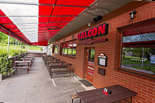 Saloon Pub