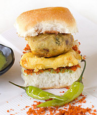 Jay Bhavani Vadapav