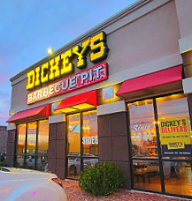 Dickey's Barbecue Pit