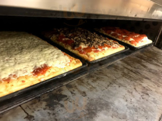 Fratelli's Pizzeria