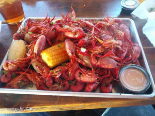 Linney Breaux's Cajun Eatery