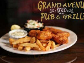 Oaken Barrel (formerly Grand Avenue Pub Grille)