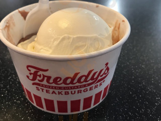 Freddy's Frozen Custard Steakburgers