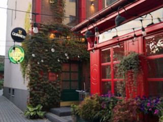 Irish Pub Accommodation