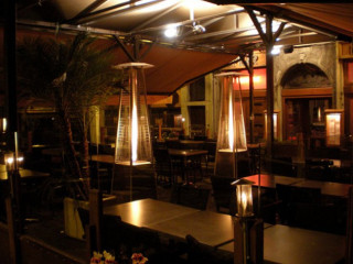 Le Cafe Des Arts- Grill Des Arts