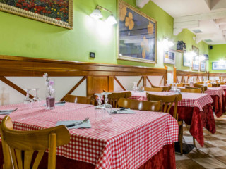 Pizzeria Nicola's