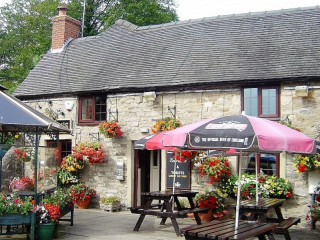 The Knockerdown Inn And