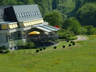 Stausee-Hotel-Restaurant