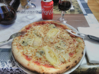 Pizza Napoli