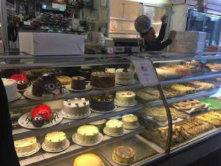 Di Mare's Pastry Shop