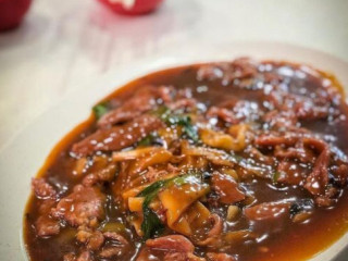 Geylang Lorong 9 Beef Kway Teow