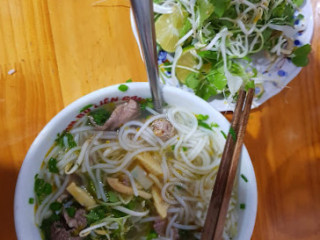 Bún Bò Nam Đàn Vinh