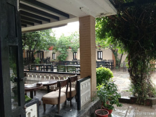 Bbq Courtyard