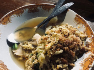 Nasi Goreng Kuah Bang Tommy