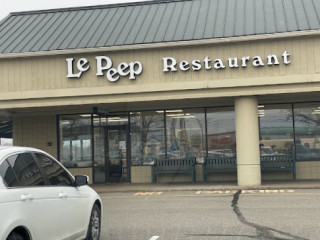 Le Peep Castleton