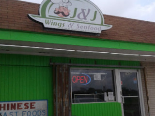 J J Wings Seafood