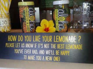 WOW WOW LEMONADE