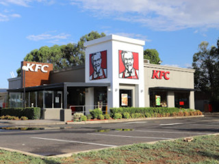 Kfc Parkes Drive Thru Only