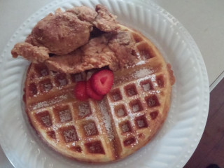 Emma Lynn's Chicken and Waffles